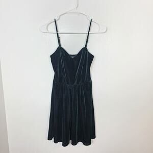 Socialite Green Velvet Holiday Party Going Out Mini Sleeveless Dress Size Small